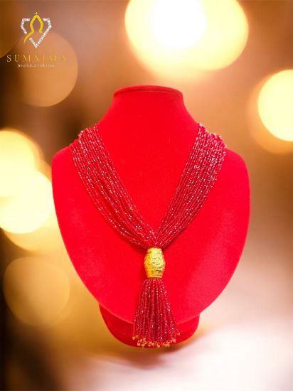 Picture of Pote with Gold Ball